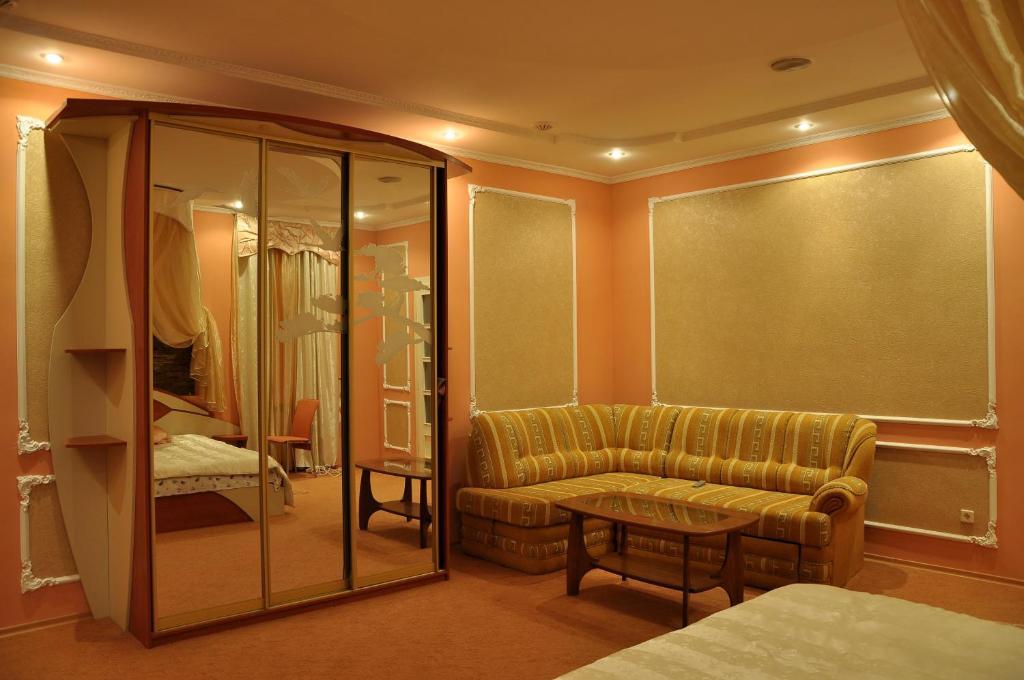 Focus Hotel Khust Εξωτερικό φωτογραφία
